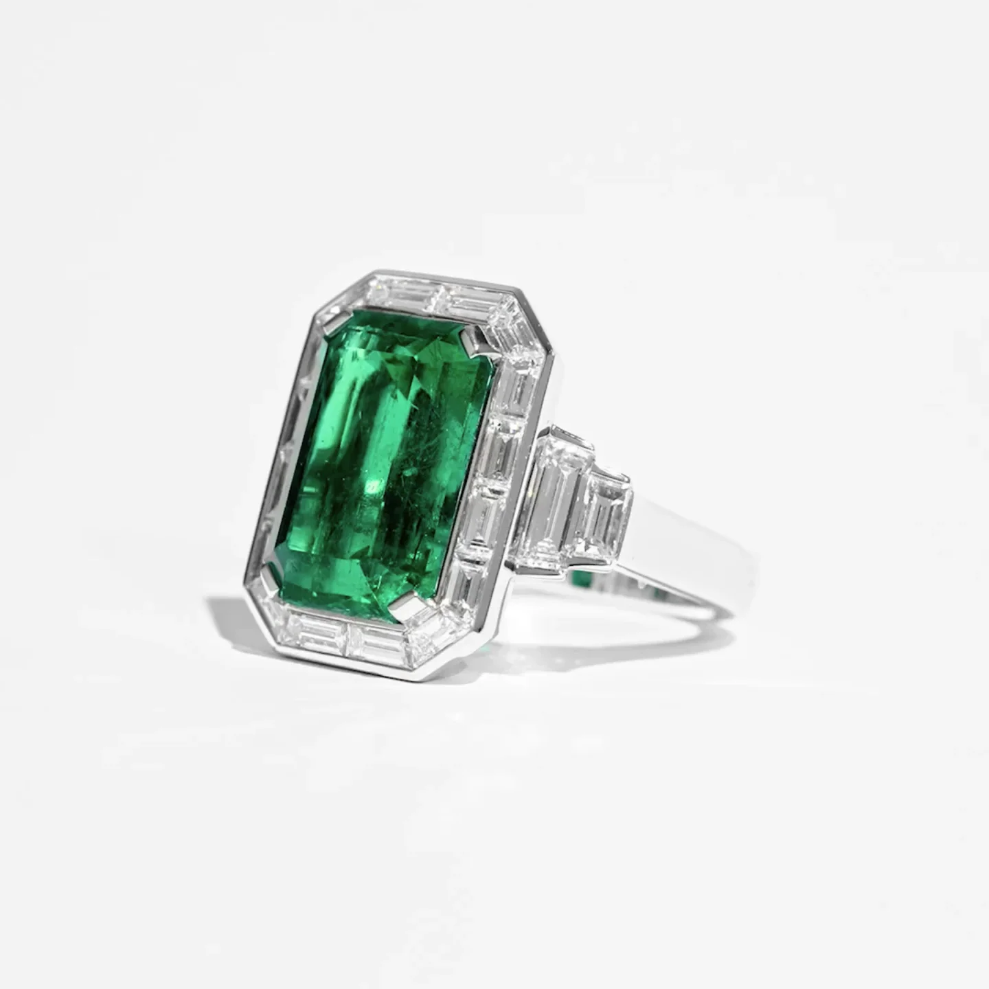 Jewelled Vault 9.03ct Emerald Cut Emerald and Diamond High Jewellery R