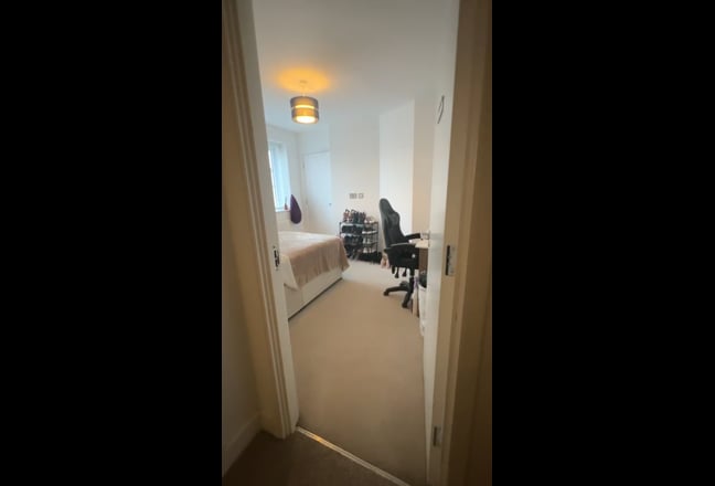 2 Double Rooms| Parking | Garden | CM1 Main Photo