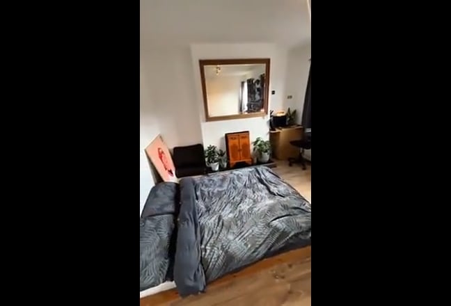 Bedroom House – Custom House, London Main Photo