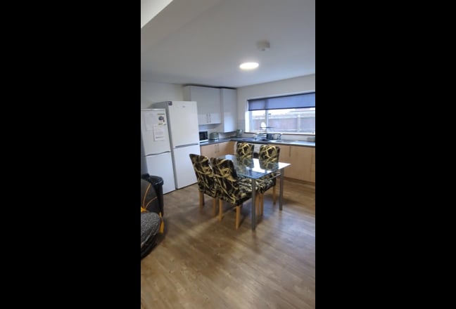 Double room suitable for couple  Main Photo