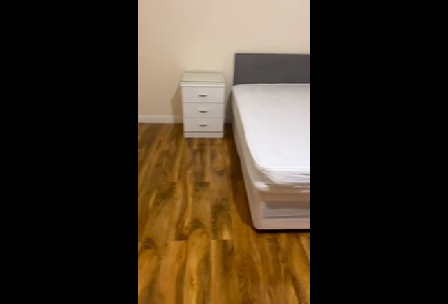  Room available near MK town Centre Main Photo
