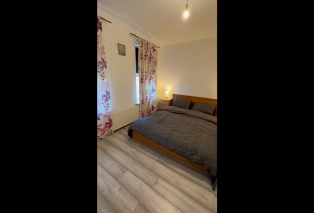 One Bedroom Flat in Surrey Quays available NOW!  Main Photo