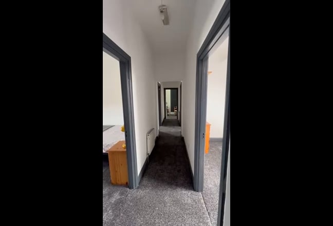 City centre room close to Snow hill station  Main Photo