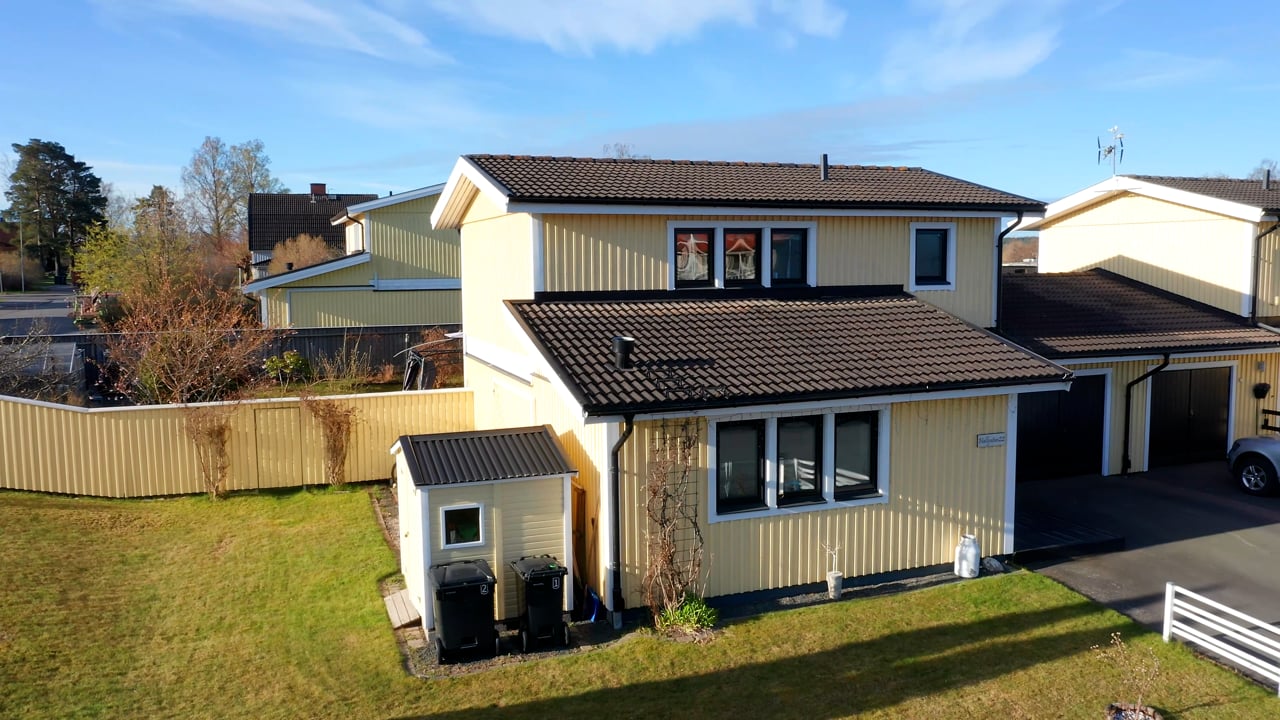 5 rum Parhus på Hallgatan 22 Aneby Aneby kommun - video