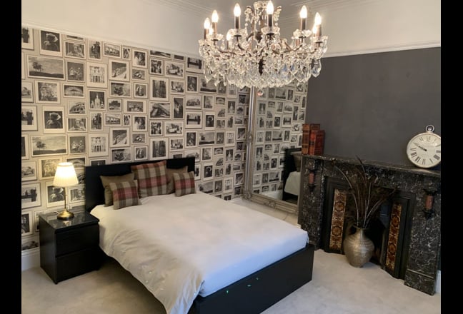 Luxury King Size Room Available Now! Main Photo