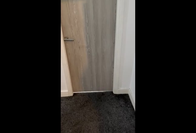 1 bed apartment in central oldham  Main Photo