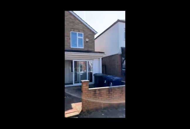 Professional sharers - 5 bed house - whole house Main Photo