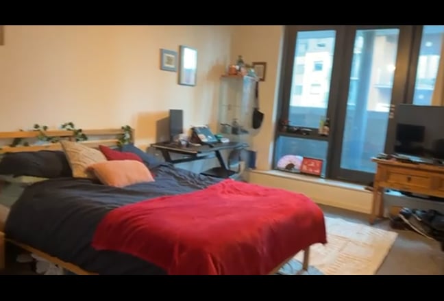 Spacious Double Room with Private Balcony Main Photo