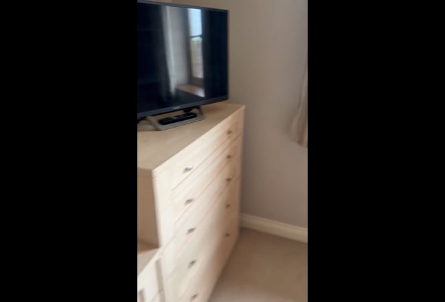 Superb  large Double  Room  with king size bed Main Photo