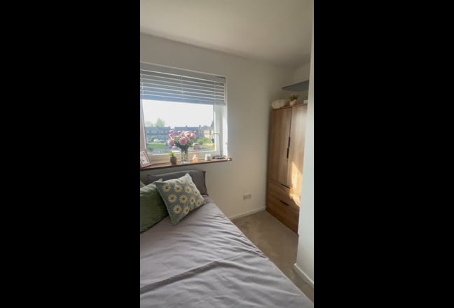 Double room in flat - 10 mins to NEC & Airport Main Photo