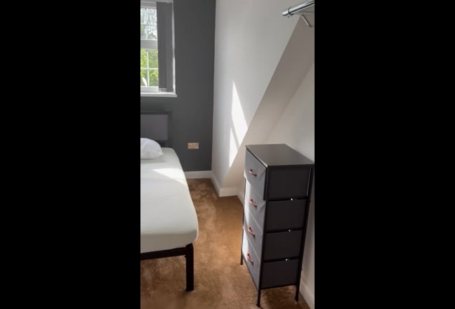 Room in Buckingham to Rent Main Photo