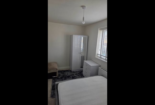 ​Modern Double Room in Cannock (WS11 Main Photo
