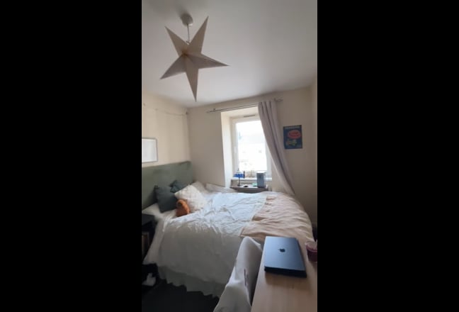1 room available in West Ham Main Photo