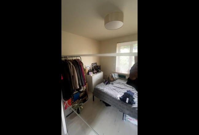 1 room available- females preferred  Main Photo