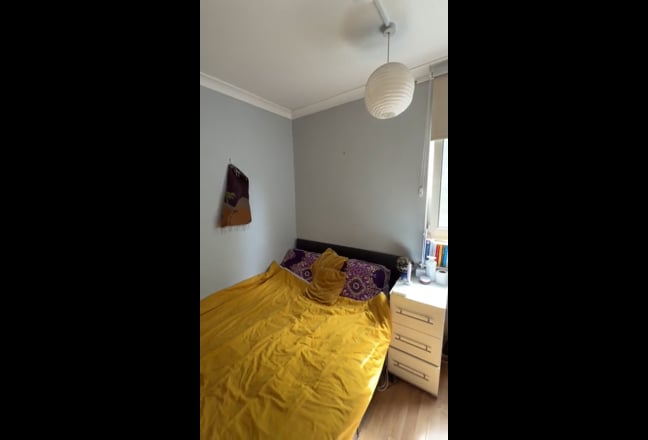 Double room in Canary Wharf centre Main Photo