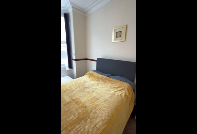 Stylish Clean Furnished Room in WS1-UC Welcome🏡  Main Photo