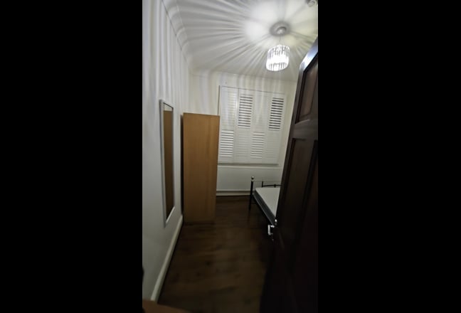 Large single box room  Main Photo