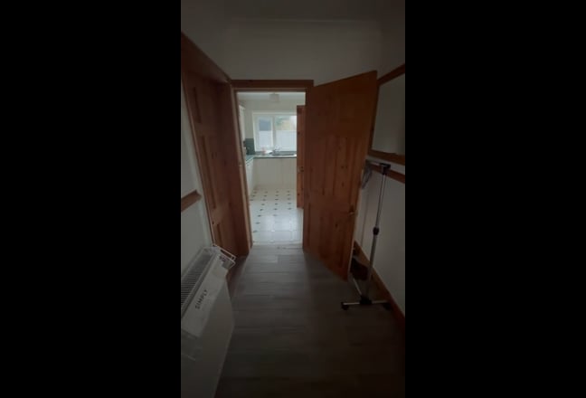 Single room with Ensuite in CF14 Main Photo
