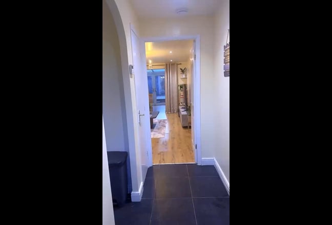 Double bedroom in Bradleystoke Main Photo
