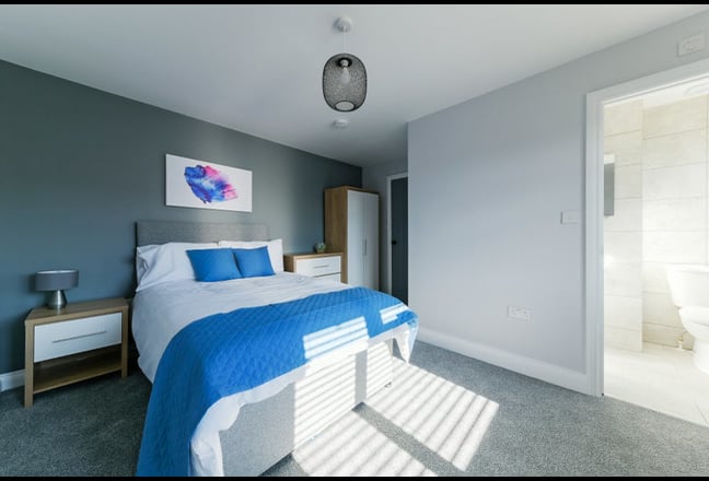St Marys House - Amazing Double Ensuite Main Photo