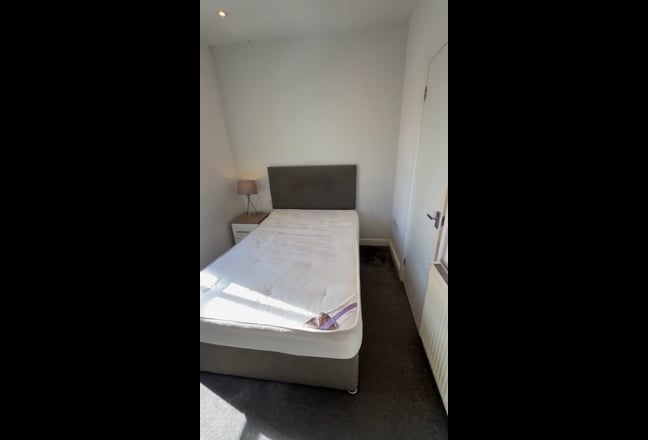 Room to Rent Union Street – DN1 Main Photo