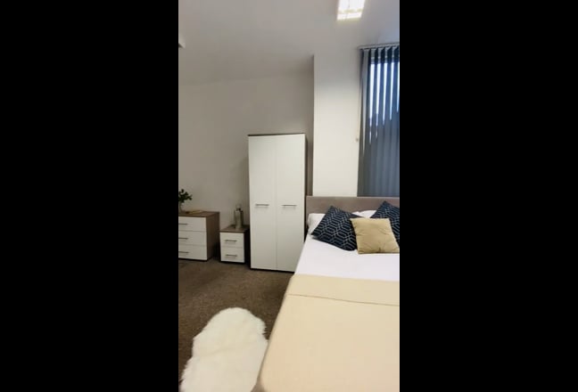 En-Suite Dbl Room with Kitchenette Available, DN1 Main Photo