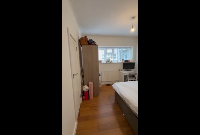 En-Suite - Willesden Green - &pound;805pm (From June) Main Photo