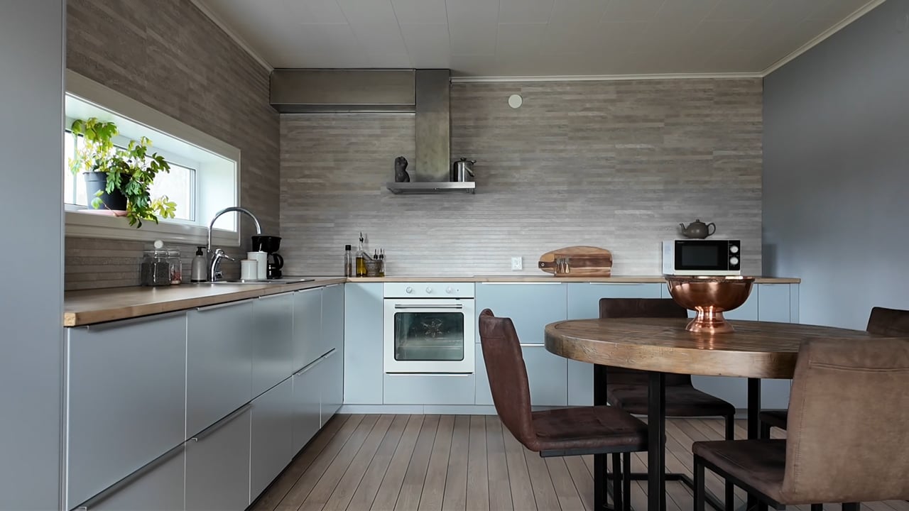 5 rum Villa på Centrumvägen 42 Ullånger Kramfors kommun - video