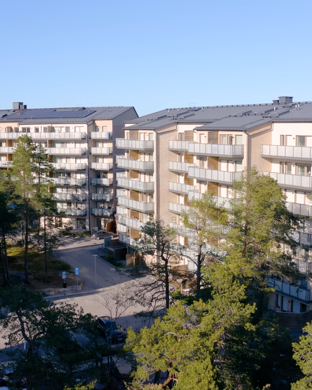 1 rum Lägenhet på Eriksgränd 7 Jakobsberg Järfälla kommun - video