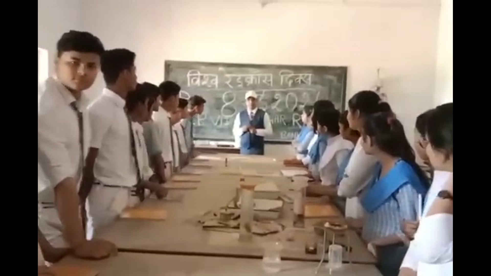 नि:स्वार्थ सेवा से ही बनेगा बेहतर विश्व हेनरी ड्यूनांट जयंती पर डॉ. प्रणव का प्रेरक संबोधन