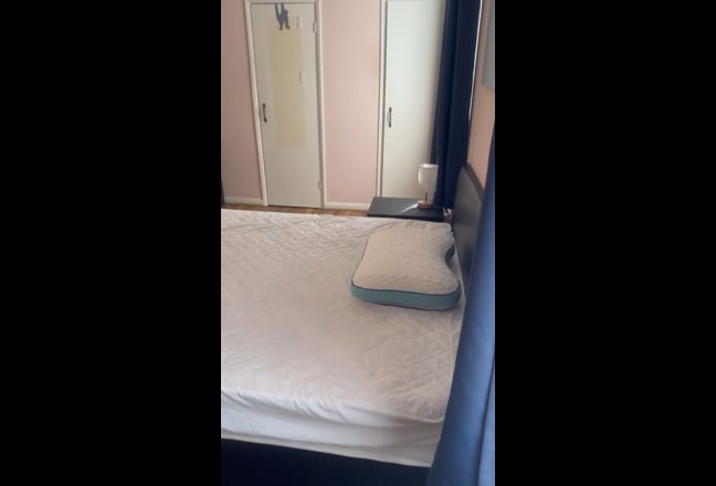 Extra Large Room in Clean Flat (W12)  Main Photo