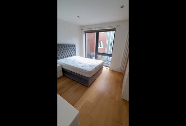 Brand New Ensuit Double Room( All Bill Included) Main Photo