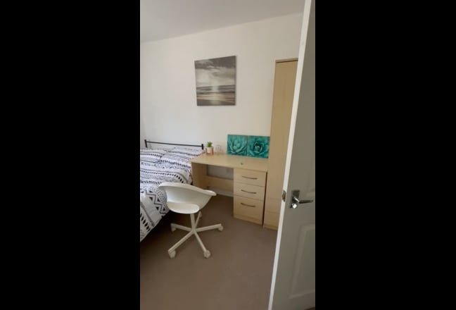 Ensuite double room; UoWarwick; professionl&studnt Main Photo