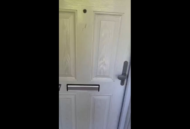 Newly refurbished home to rent, 3min to Forest Gat Main Photo