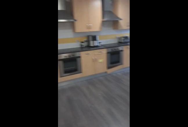 Ensuite Room in Birmingham City Centre -&pound;450 pcm Main Photo