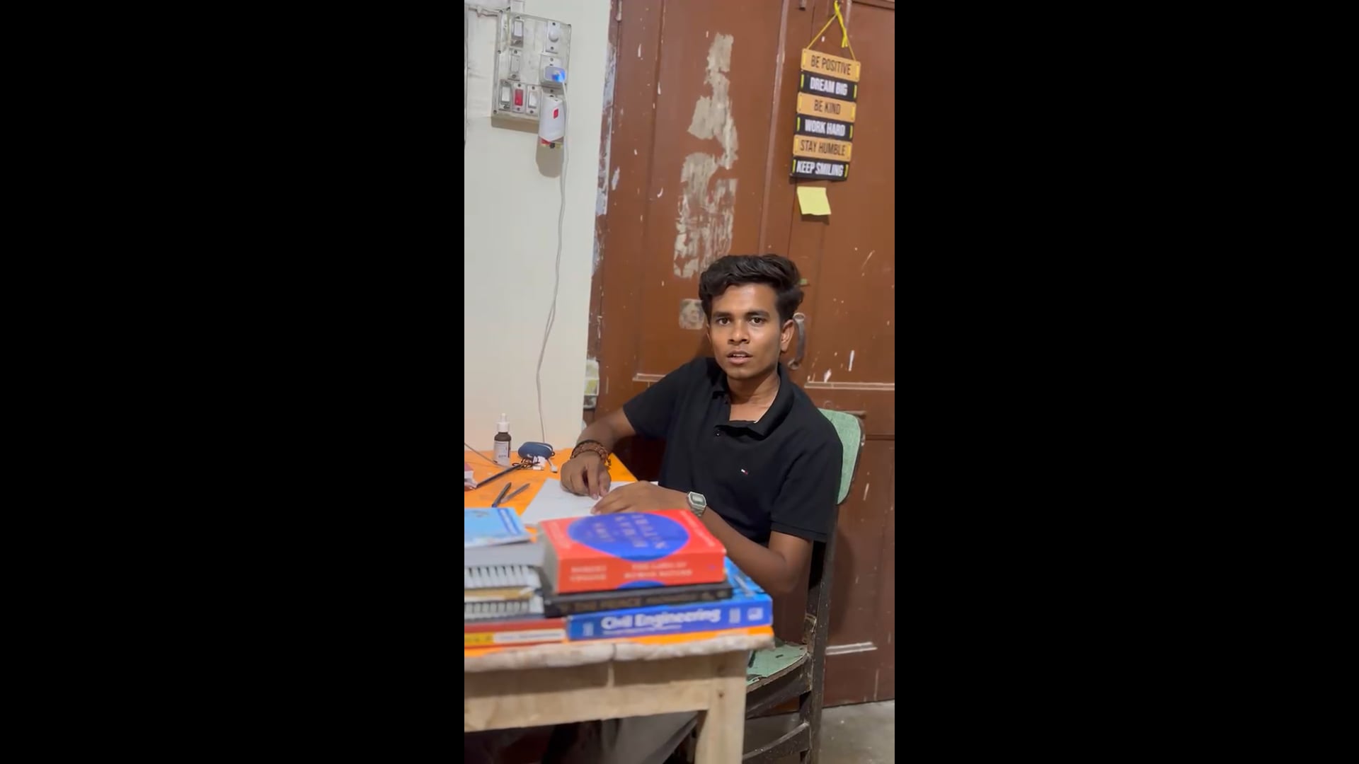 तरुण विद्यार्थ्यांचा सरकारला अनोखा सल्ला सुपीक शेती नातीगोती  पारंपारिक जीवन वाचवण्यासाठी एमआयडीसी दुसरीकडे हलवा साहिल 
