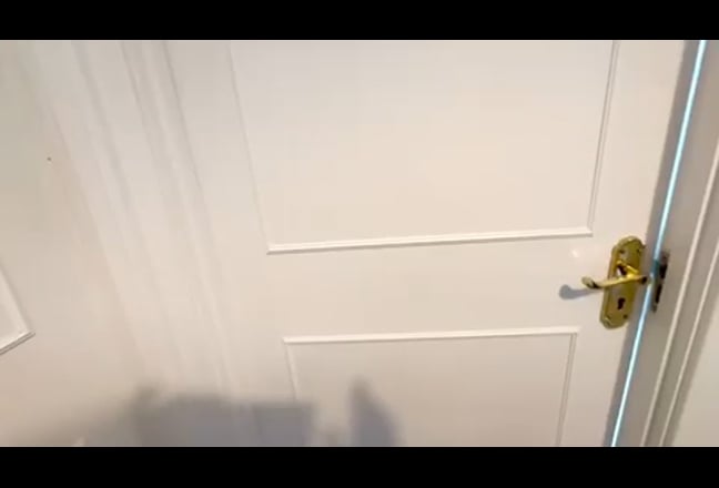 Lovely bright large room Main Photo