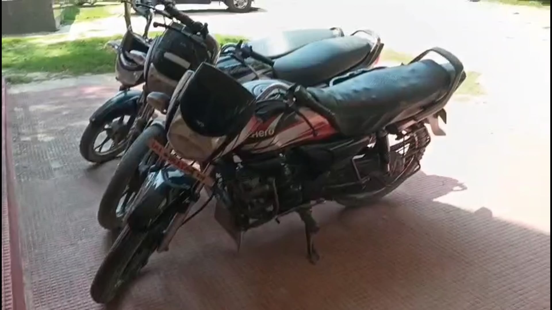 हुलिया बना सुराग, पुलिस ने चंद घंटों में सुलझाया बाइक चोरी कांड