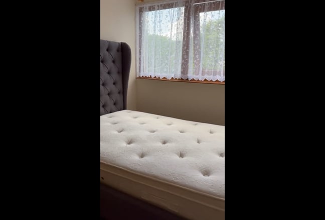 Room Available Immediately  Main Photo