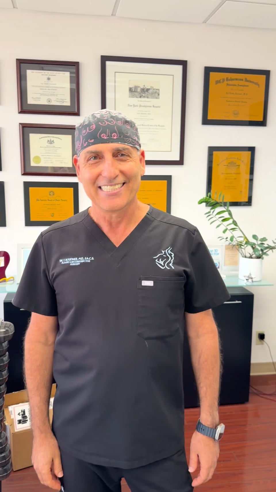 Watch Dr. Tal Roudner share how Cherry's no-credit-hit financing has improved patient conversion rates and helped more patients move forward with surgery.
