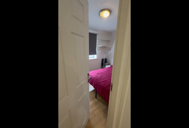 🏡Room available for rent in my flat! NW10 Main Photo