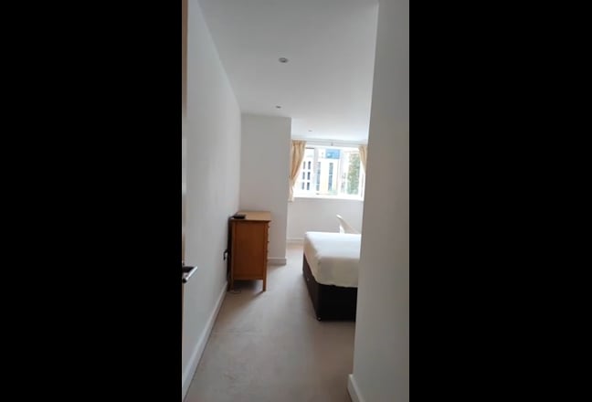 3B2B flat .central location  Main Photo