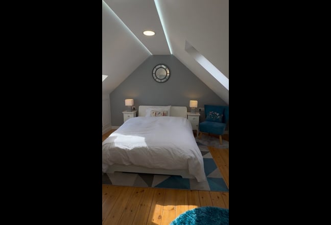 Peaceful top floor room St Albans  Main Photo