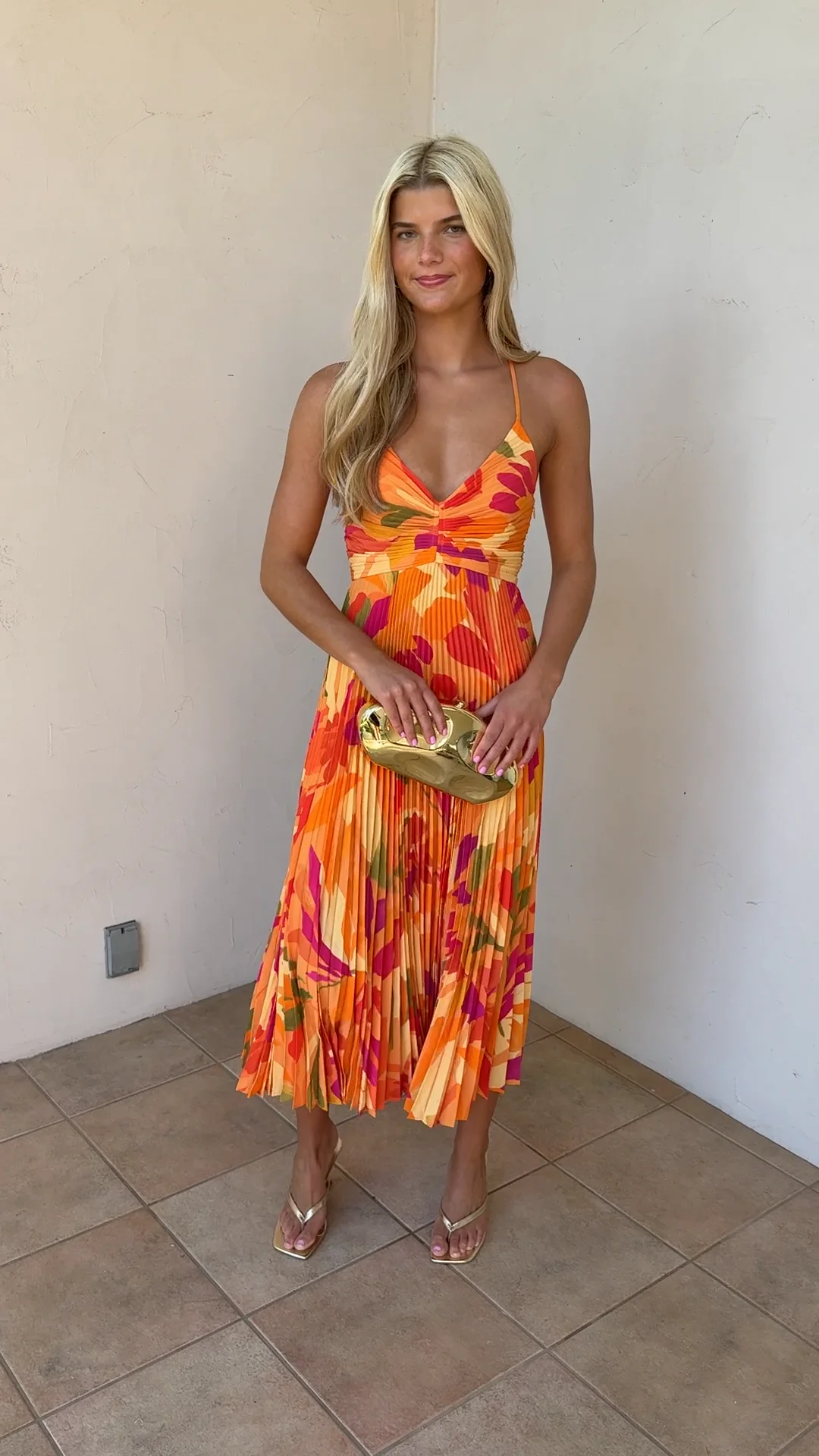 blythe midi dress WOMENS BLYTHE FLORAL PLISSE MIDI DRESS  Kitson LA