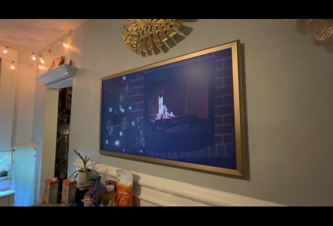 Huge, Furnished Room, Laundry and Elevator!  Main Photo