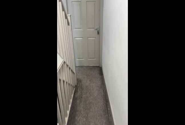 🚗 8 mins to MediaCity | Parking | Ensuite Main Photo