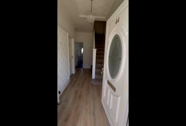 Spacious Double Room – Anfield (L4)  Main Photo