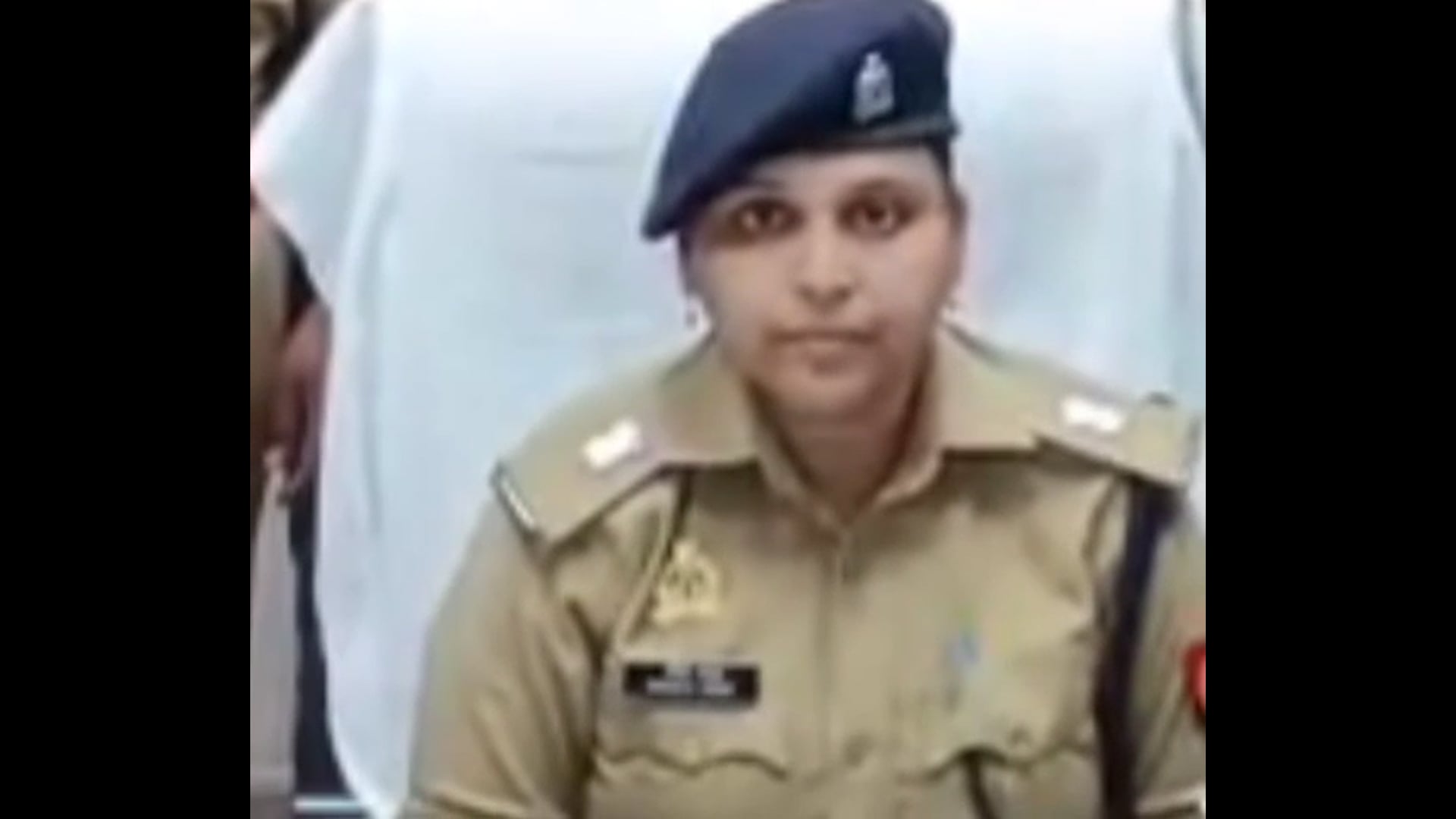MANT-मथुरा पुलिस का बड़ा कारनामा: ₹2 करोड़ के 527 गुमशुदा मोबाइल बरामद, मालिकों के चेहरे खिले,,
