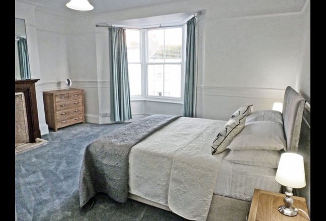 BRIGHTON Beach Large Double Ensuite 💎 Bills Inc💎 Main Photo