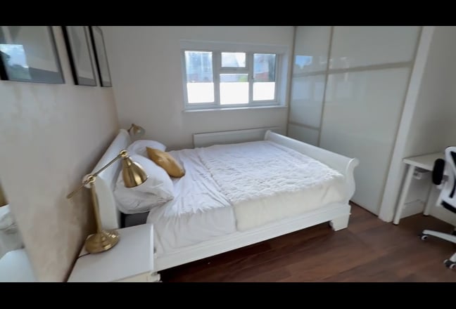 🏥All Bills inc Studio Flat, Furnished🌳 Main Photo